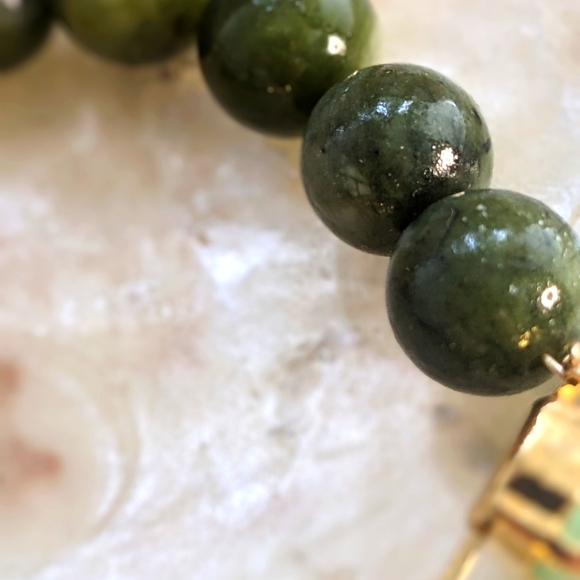Natural Genuine Green Jade Bracelet in Yellow Gold Plated - Picture 5 of 5
